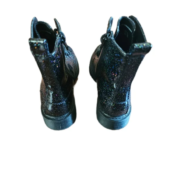 Wonder Nation Holographic Glitter Combat Boots, Size 4 - Picture 5 of 5